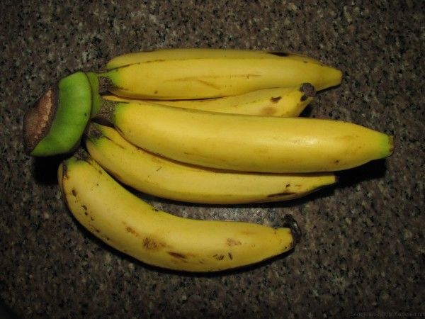 тайские бананы длинные сладкие бананы kluay hom