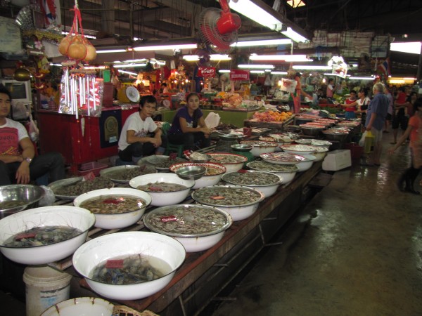 блюда из рыбы и морепродуктов в таиланде морепродукты на рынке