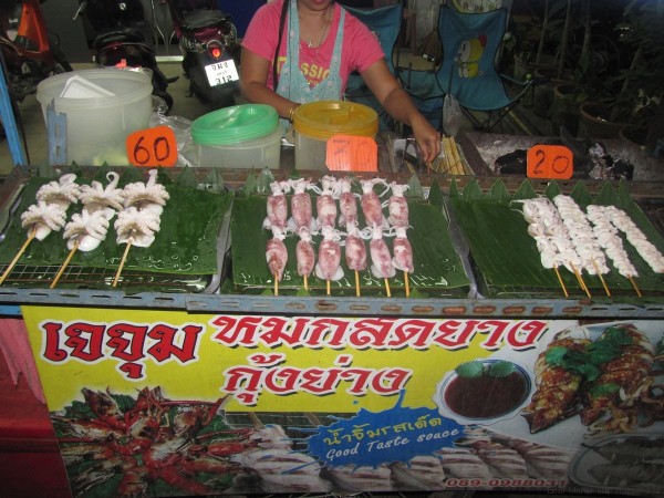 осьминог кальмар блюда из рыбы и морепродуктов в таиланде