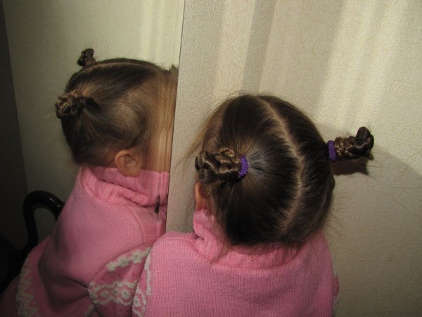 простые косички на короткие волосы для девочек