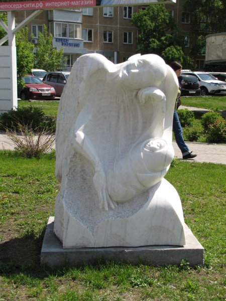 каменные скульптуры новосибирска Ожидающий ангел ангел, ожидающий пробуждения человечества