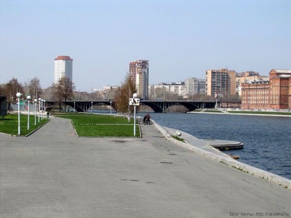 макаровский мост городской пруд екатеринбург центр екатеринбурга фото