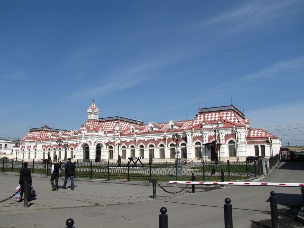 музей истории, науки и техники Свердловской железной дороги старое здание вокзала екатеринбург фото
