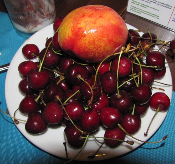 Grand Yazici Mares 5* фрукты