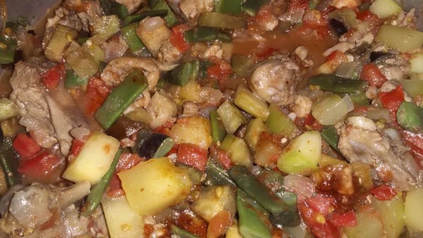 Полезное и вкусное рагу с тыквой баклажанами помидорами фасолью курицей