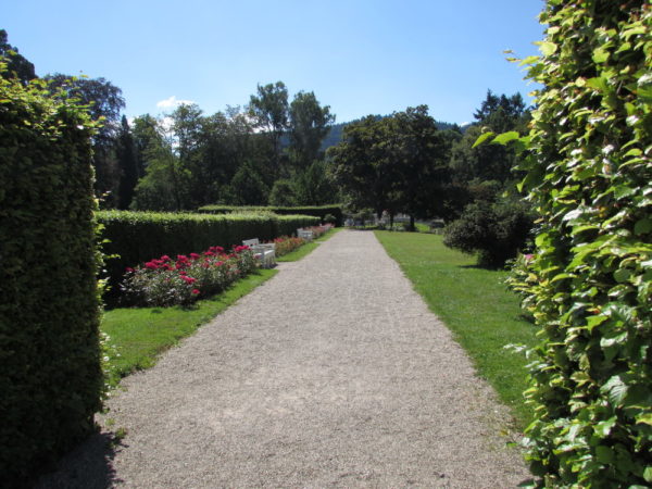 Парк роз в Баден-Баден Гённеранлаге