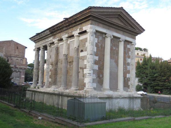 Бычий форум в Риме 