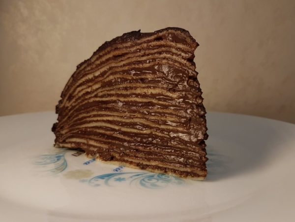 Блинный торт с заварным шоколадным кремом