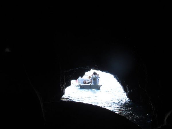 Голубая пещера, остров Бишево Экскурсия по семи островам из Трогира