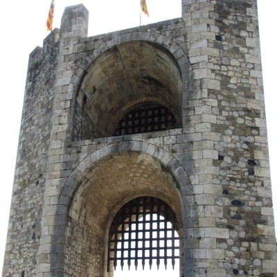 сторожевая башня город бесалу испания