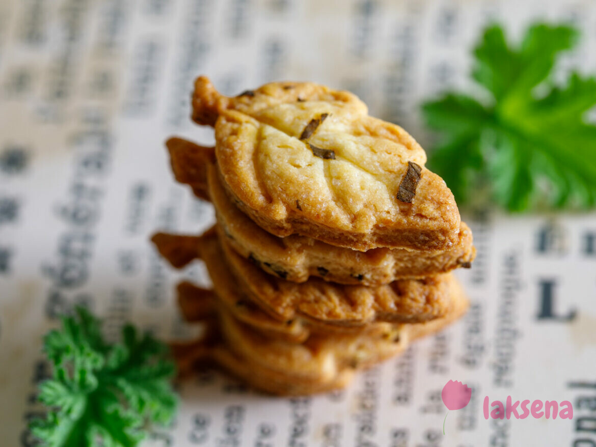 Песочное печенье с геранью