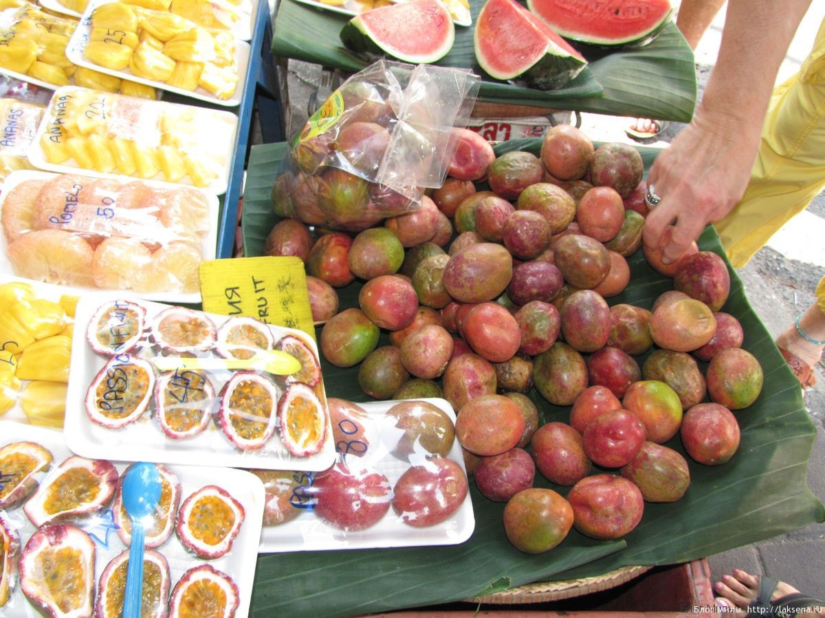 Фрукты в тайланде в марте. Маракуйя Таиланд. Маракуйя тайская. Тайские фрукты маракуйя. Паттайя маракуйя.