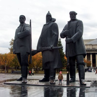 памятники новосибирска на площади ленина памятник ленину
