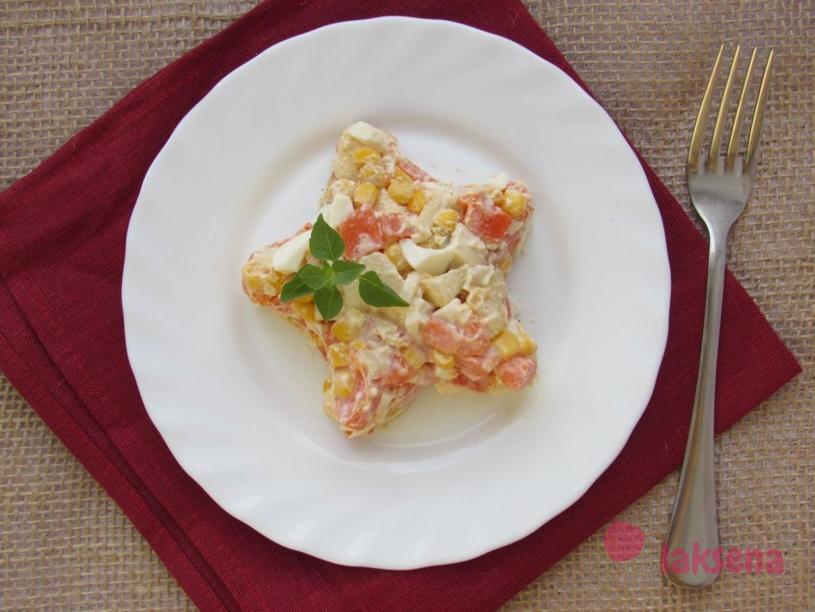 Салат из вареной моркови и яиц