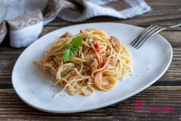 Паста с тунцом