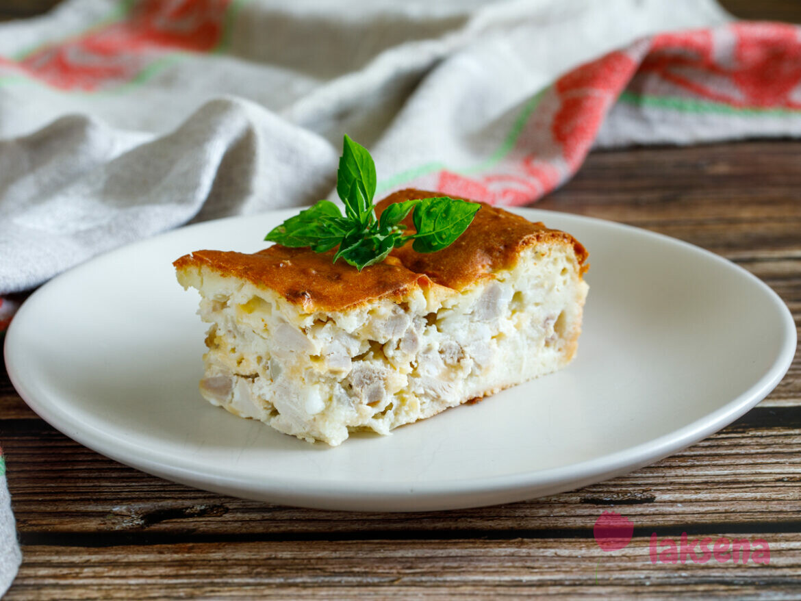 Нежнейший пирог с курицей и сыром