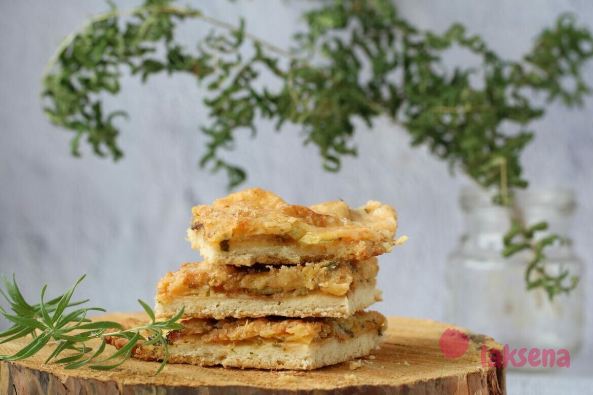 Итальянский пирог с цуккини и сыром