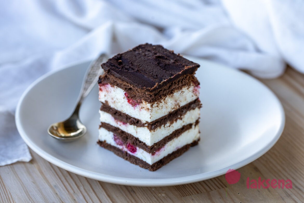 Творожный торт без выпечки Полосатый