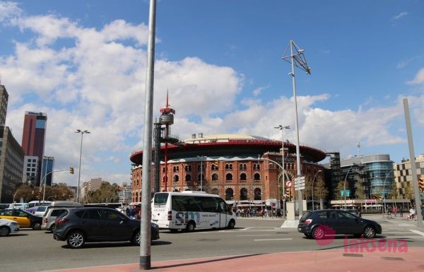 Испанская площадь в Барселоне