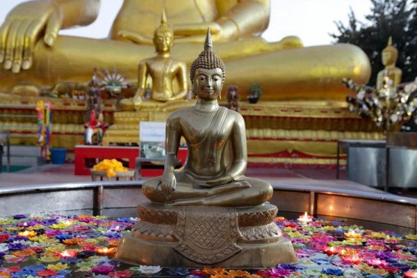 Большой Будда Паттайя - золотая статуя на Будда хилл