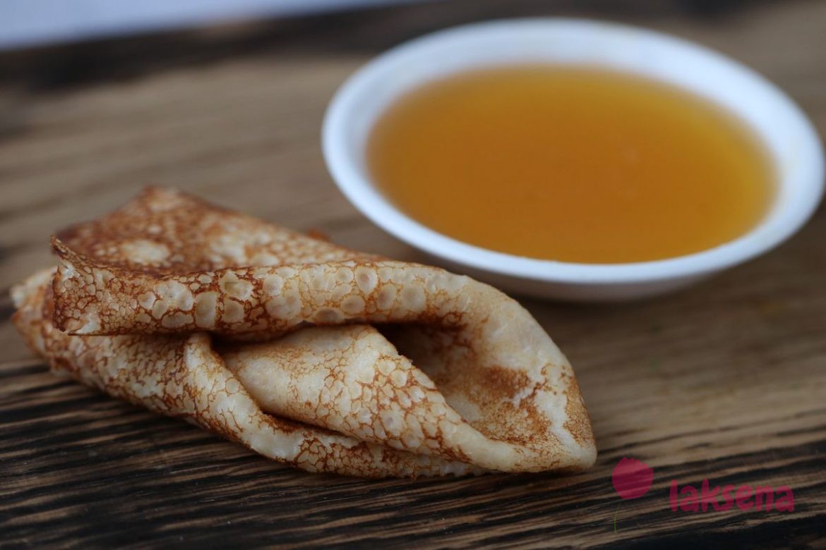 Быстрые блины на ряженке с крахмалом