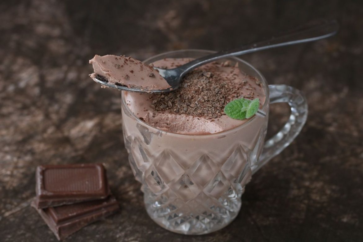 Творожный мусс с какао, нежный и воздушный