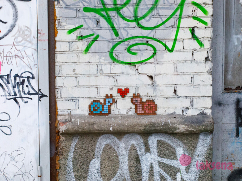 уличная мозаика Новосибирск улитки