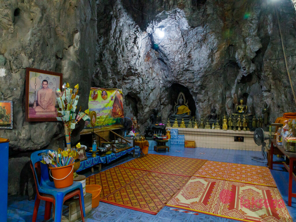 Храм пещеры тигра в Канчанабури