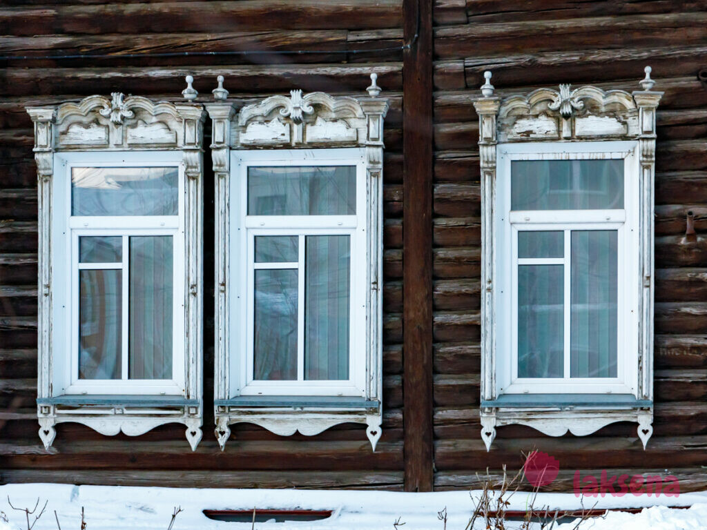 Дом по улице Коммунистическая 19 деревянное зодчество новосибирск