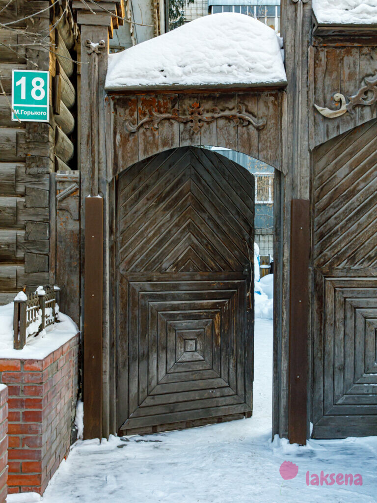 Дом по улице Горького, 18 деревянное зодчество новосибирск