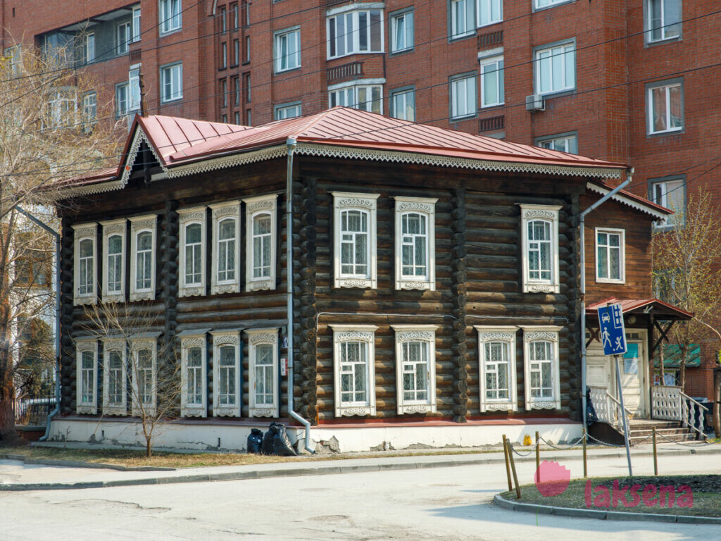 Дом по улице Сибревкома 12