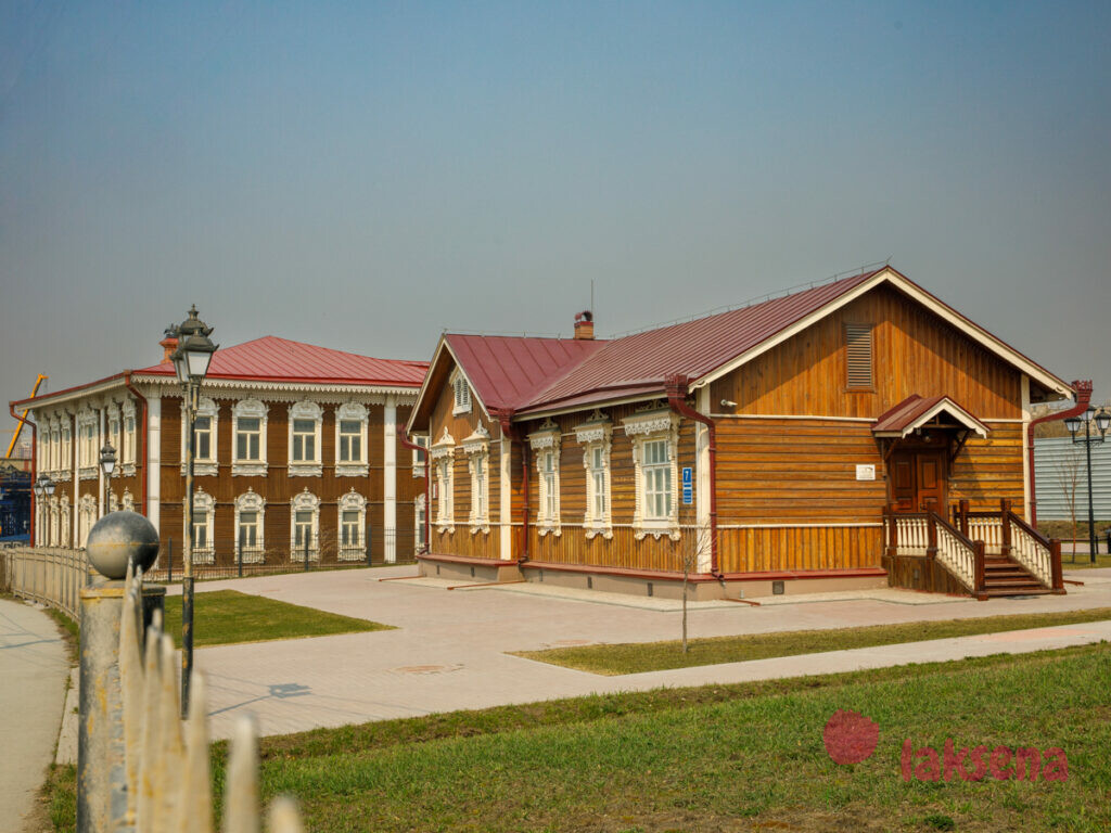 дом по улице большевистская 7 и 5 музей новосибирска памятник архитектуры деревянное зодчество