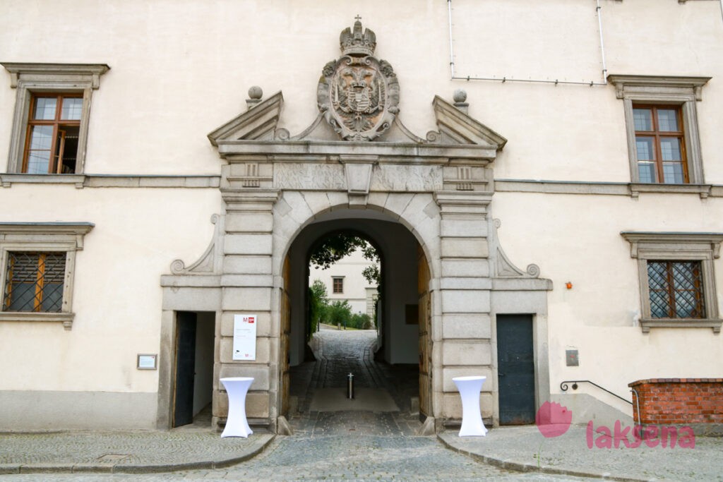 замок линц (Linzer Schloss)