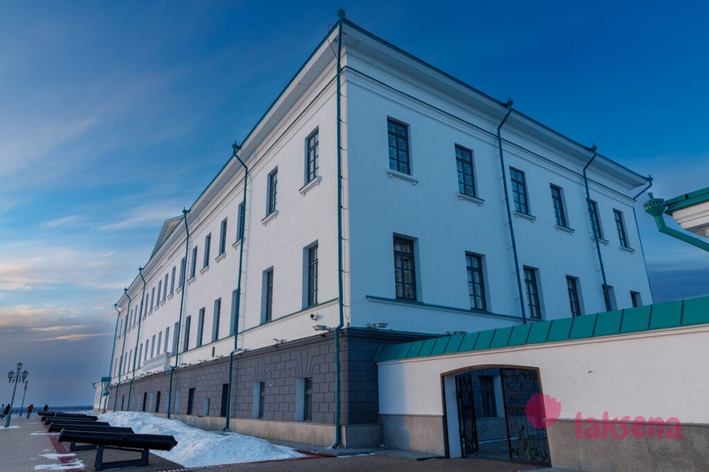 тобольский кремль дворец наместника