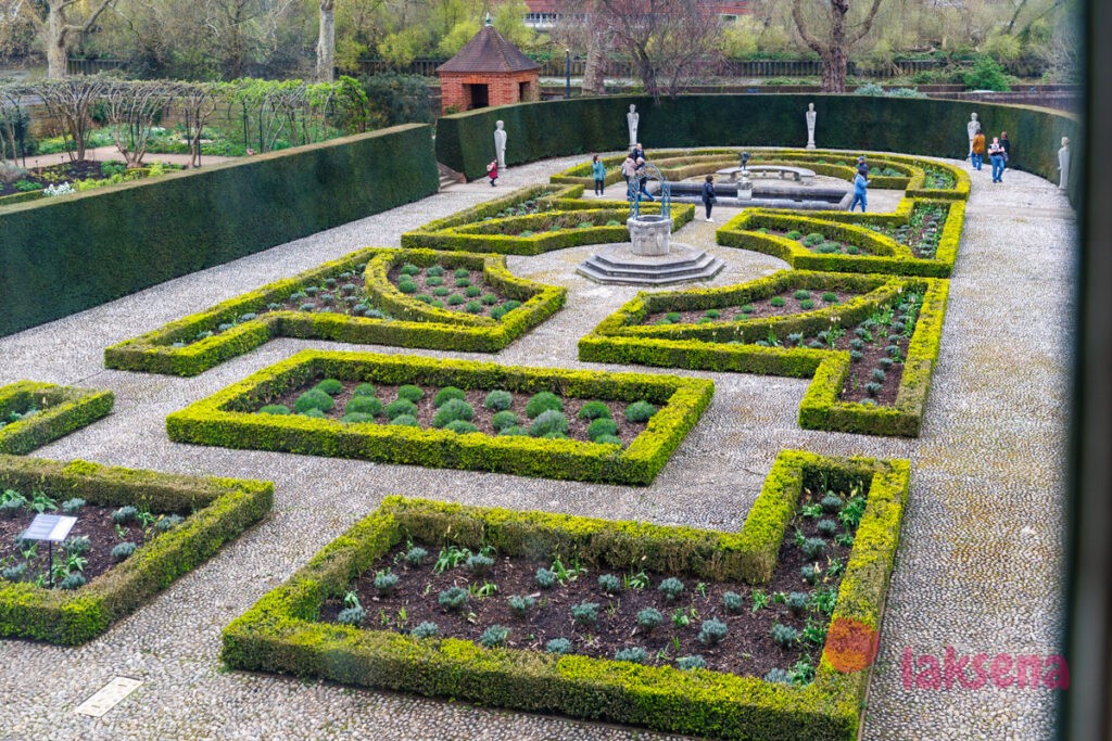 Королевские ботанические сады Кью (Kew Gardens)