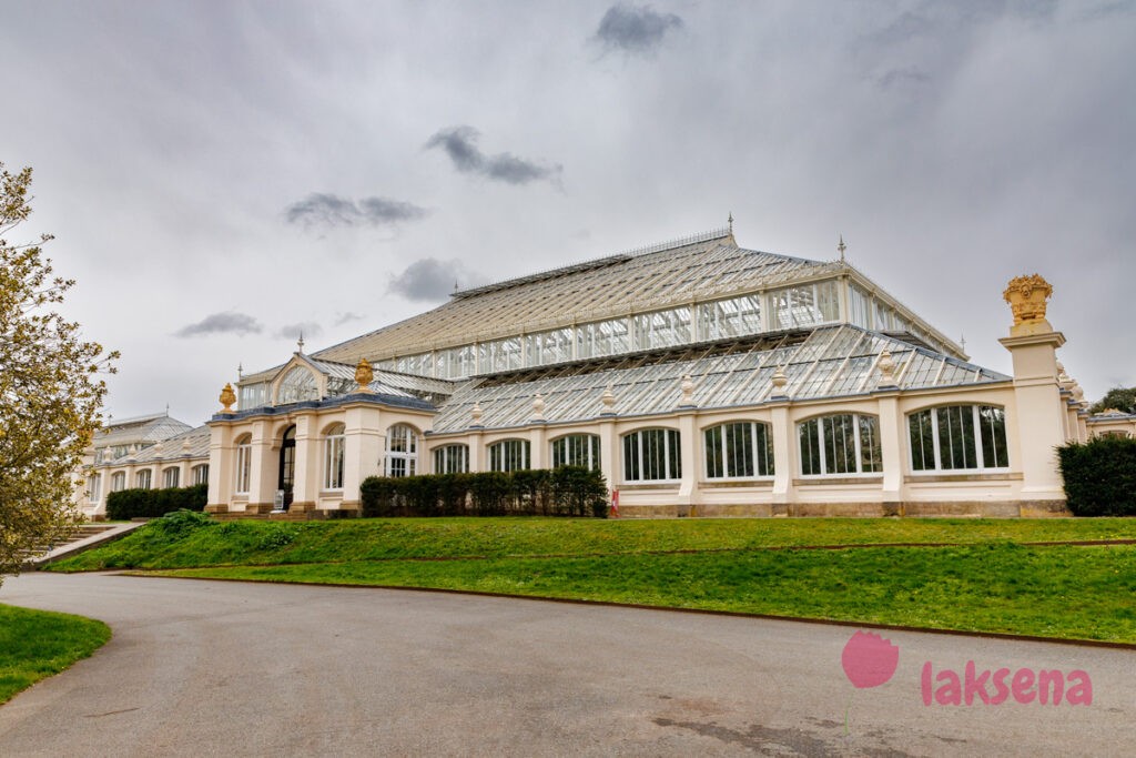 Королевские ботанические сады Кью (Kew Gardens)