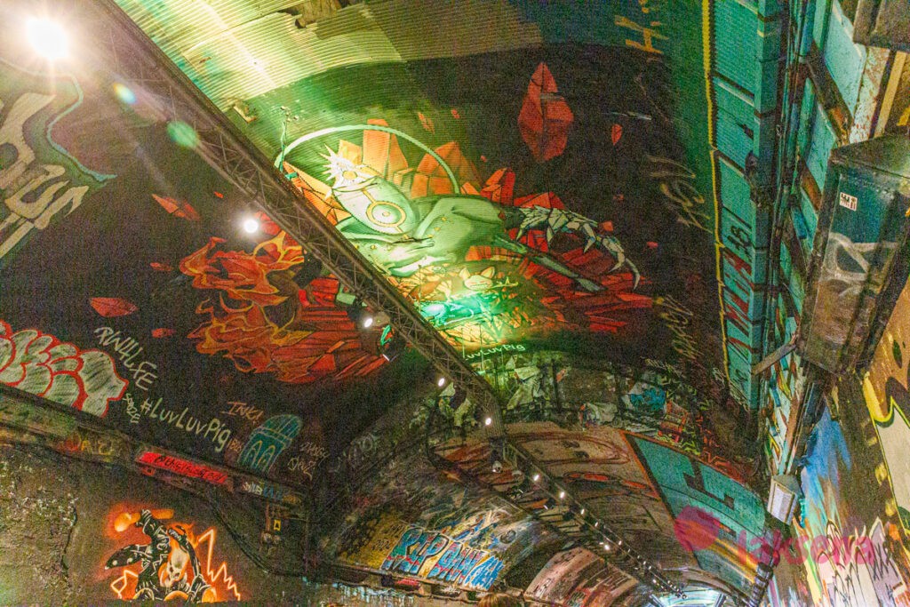 Leake Street arches графитти тоннель