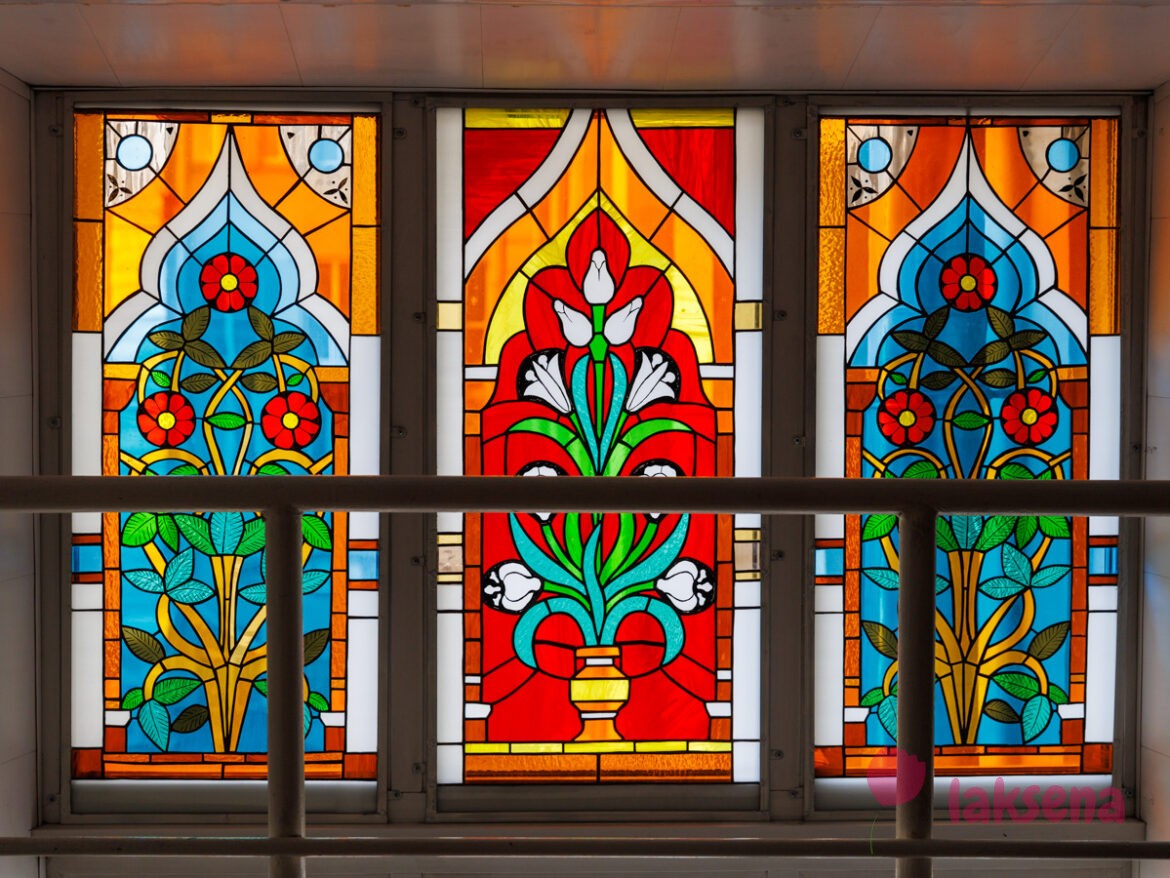 Лестницы НГУАДИ — Сибирская Третьяковка