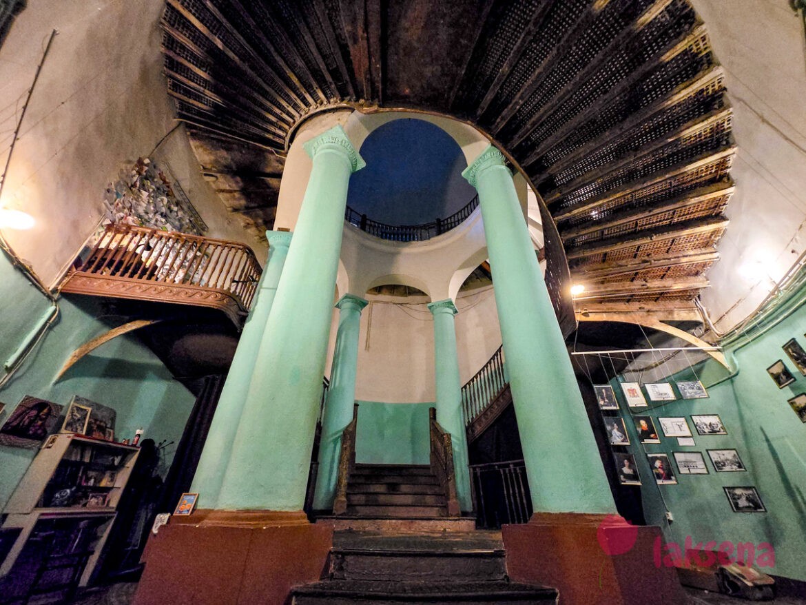 Ротонда — самая мистическая парадная Питера