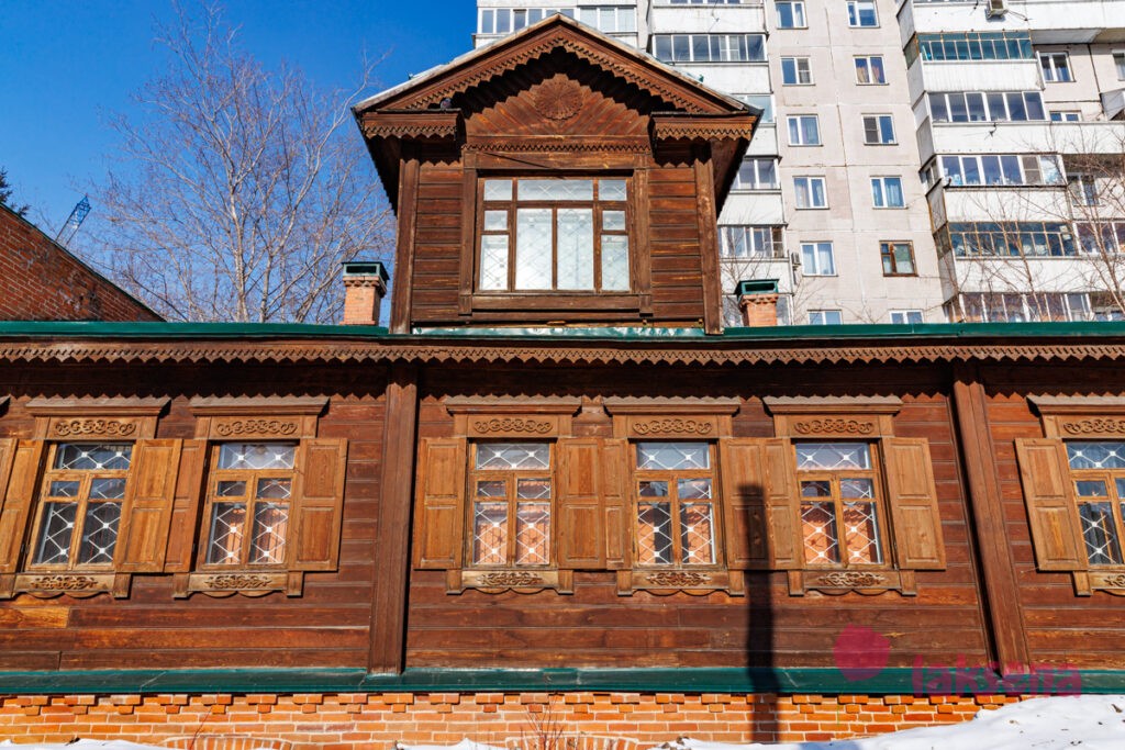 Дом по улице 1905-го года, 15