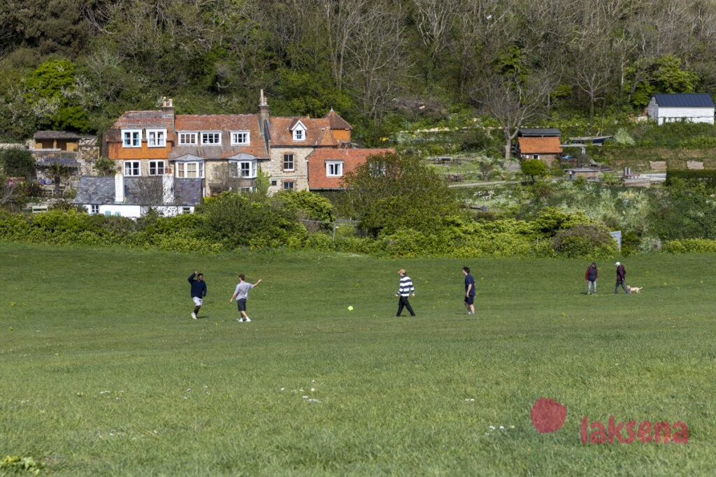 Бухта Лулворт (Lulworth Cove)