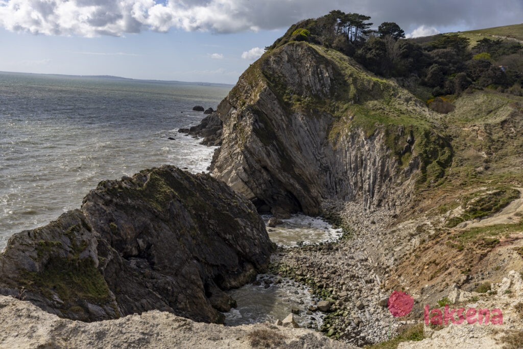 Stair Hole (Лестничная дыра)