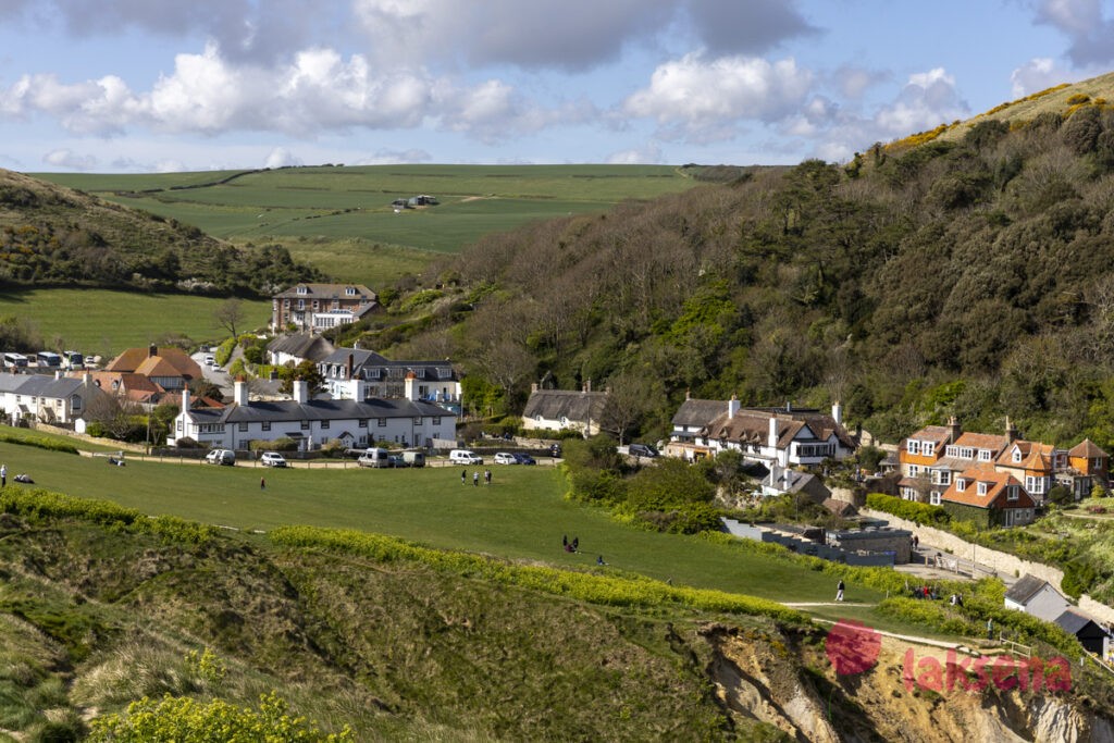 деревушка Lulworth Cove
