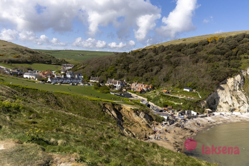 Бухта Лулворт (Lulworth Cove)