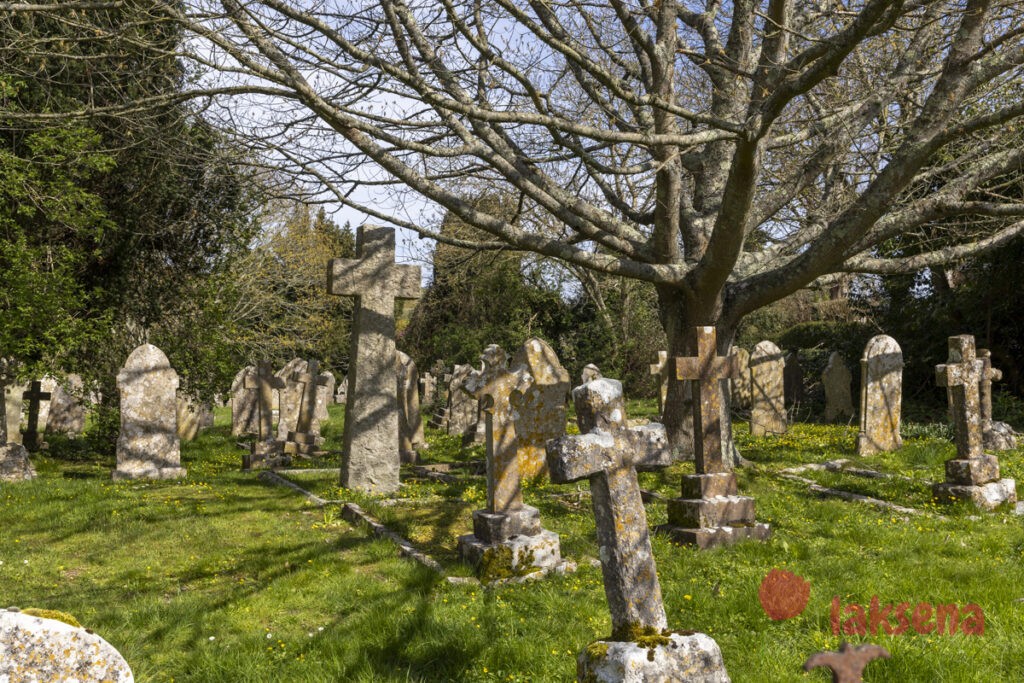 Деревня Корф касл (Corfe castle)