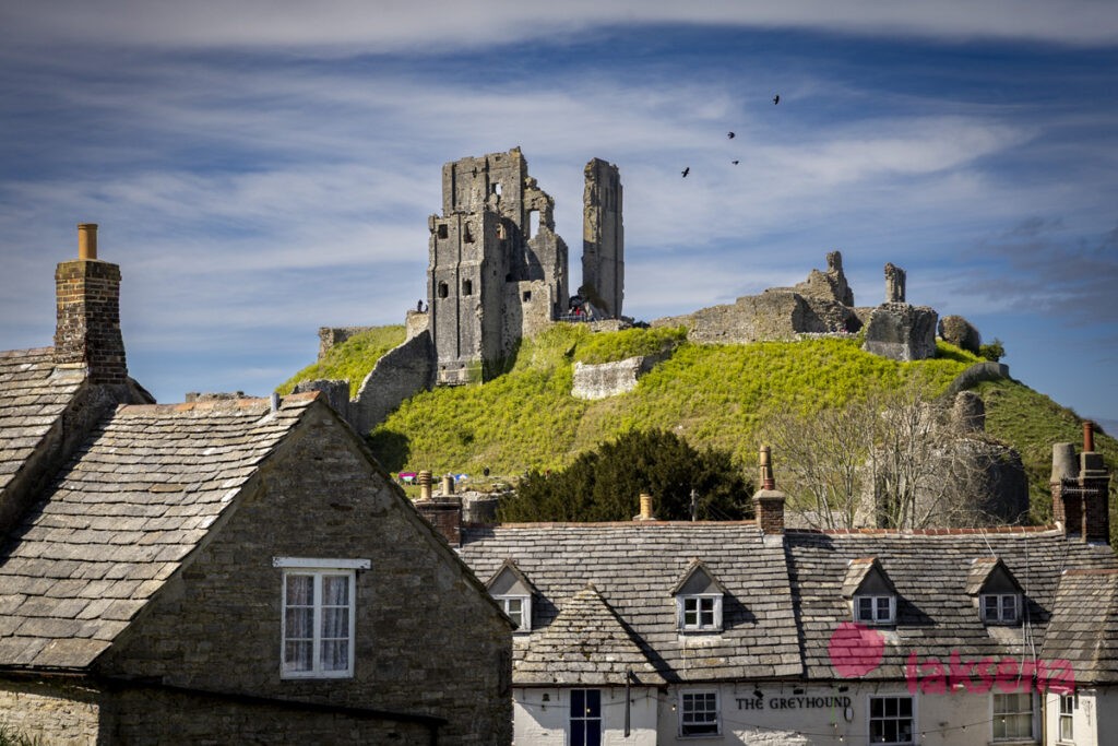замок Корф касл (Corfe castle)