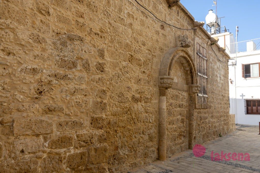 Старый город Кирении Церковь Панагия Хрисополитисса