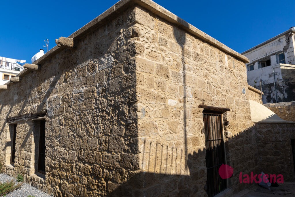 Старый город Кирении Церковь Панагия Хрисополитисса