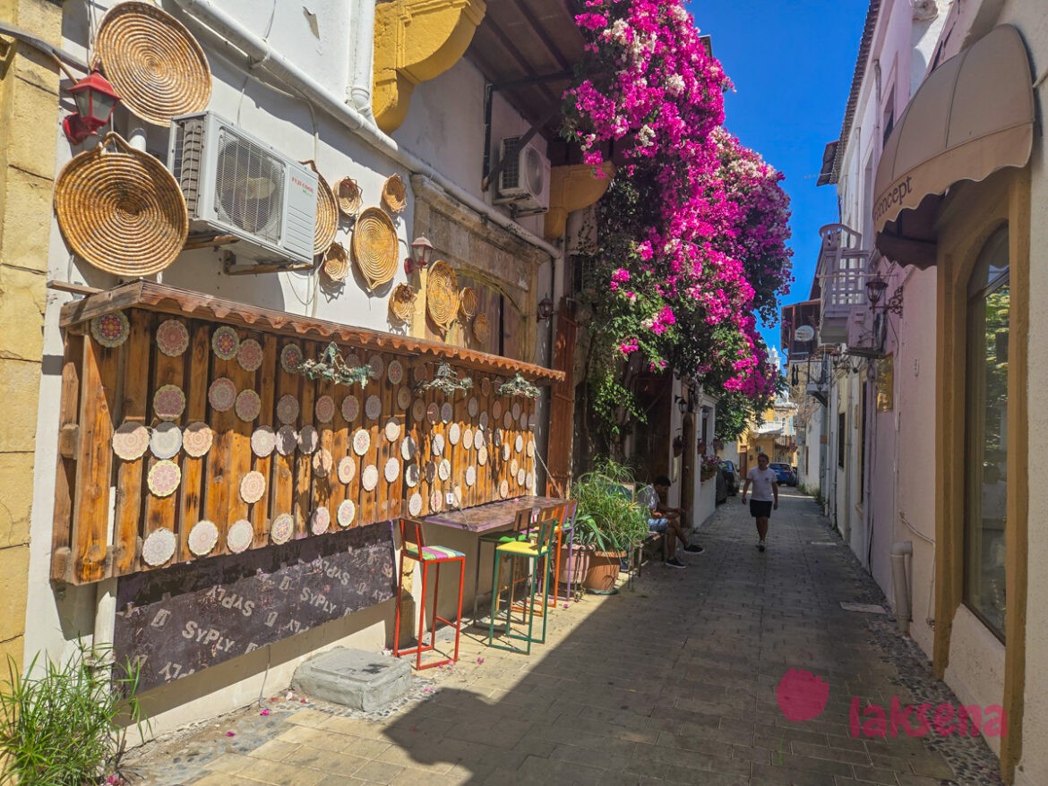 Старый город Кирении