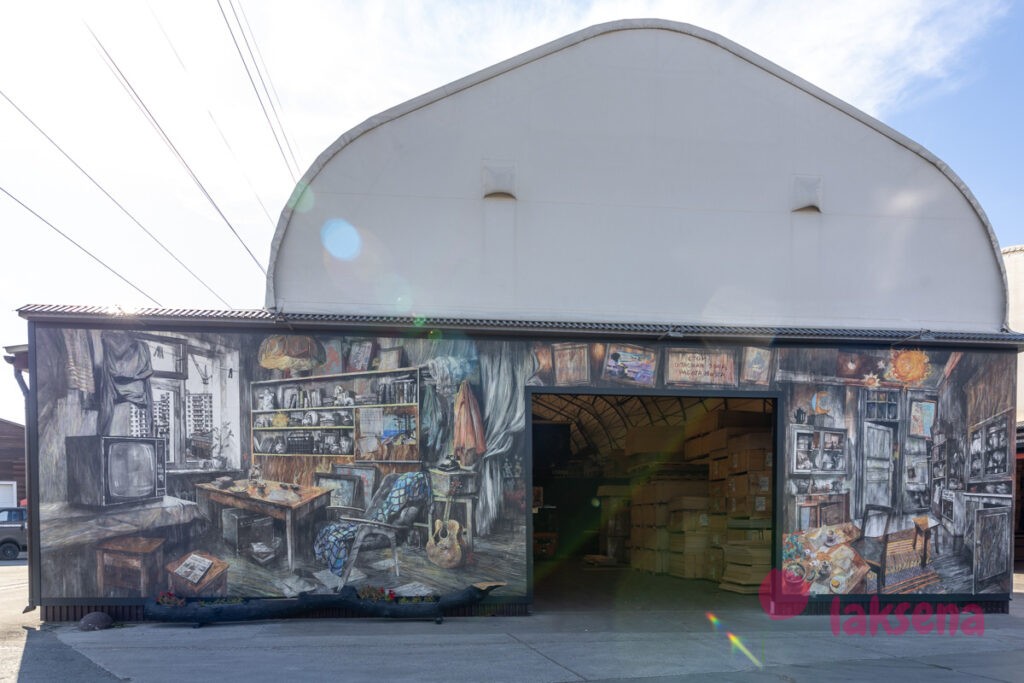 Муралы Виктора Цоя Старое кресло